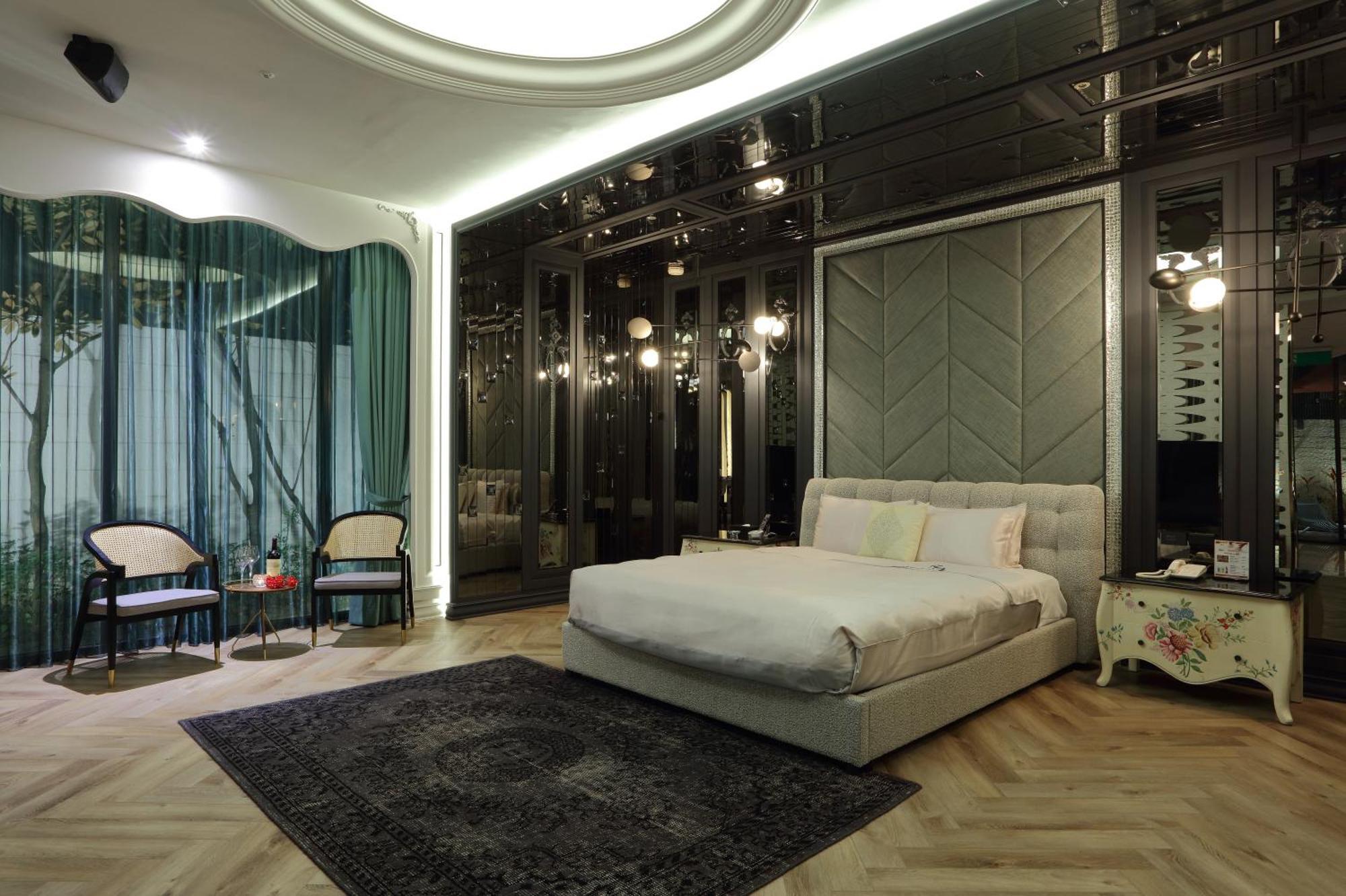 Mulan Motel Тайпей Екстериор снимка