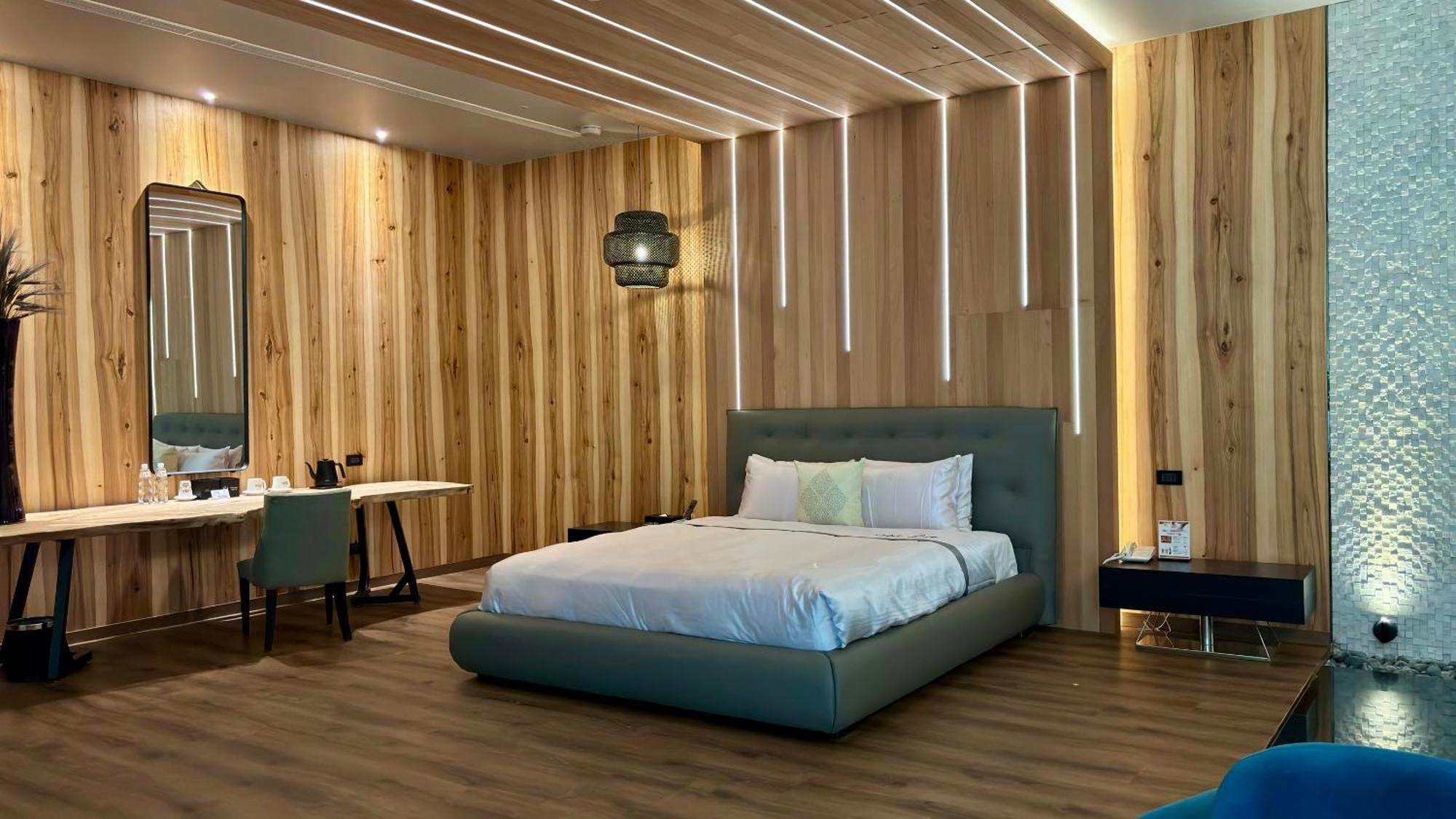 Mulan Motel Тайпей Екстериор снимка